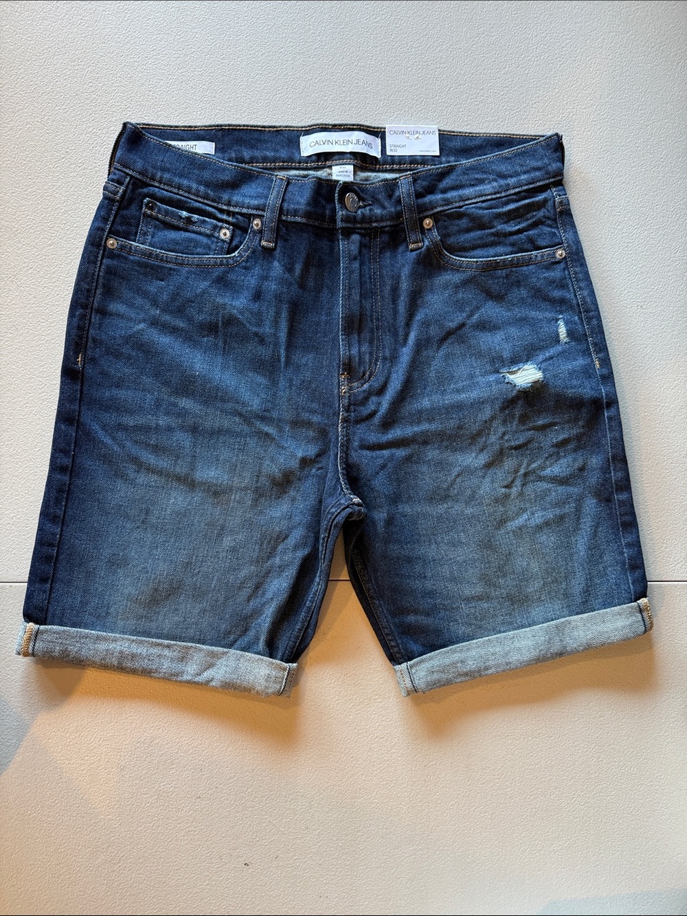 Calvin Klein Jeans Indigo Distressed Rolled Cuff Denim Shorts Size 32 Waist